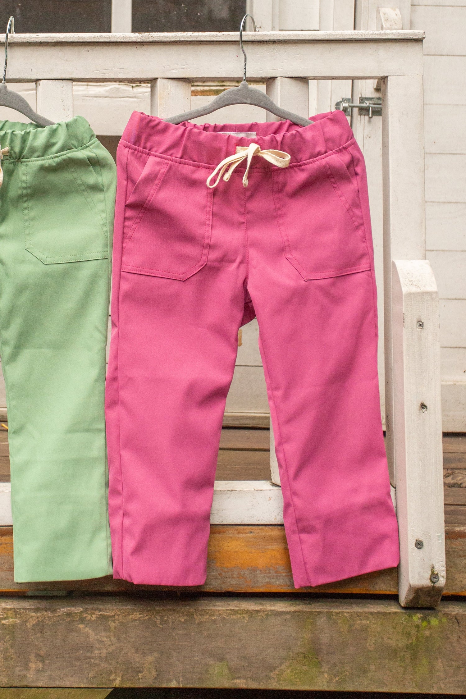 Pantalón Drill Cereza